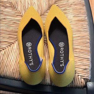 Rothys size 8.5